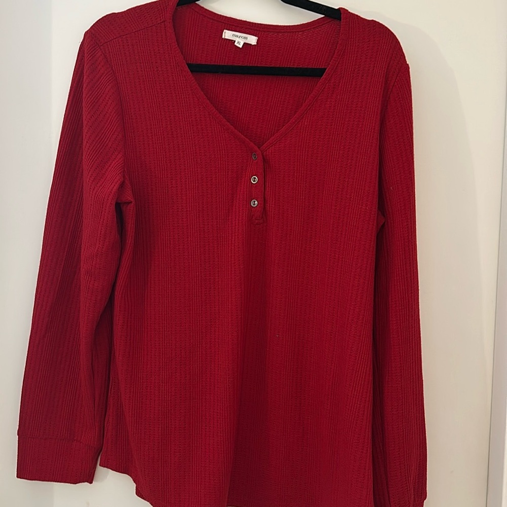 Maurice’s long sleeve top